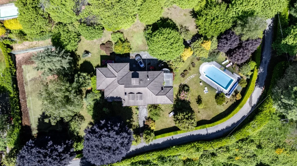 Villa con Piscina e Vista: Emozione Quotidiana — foto 2