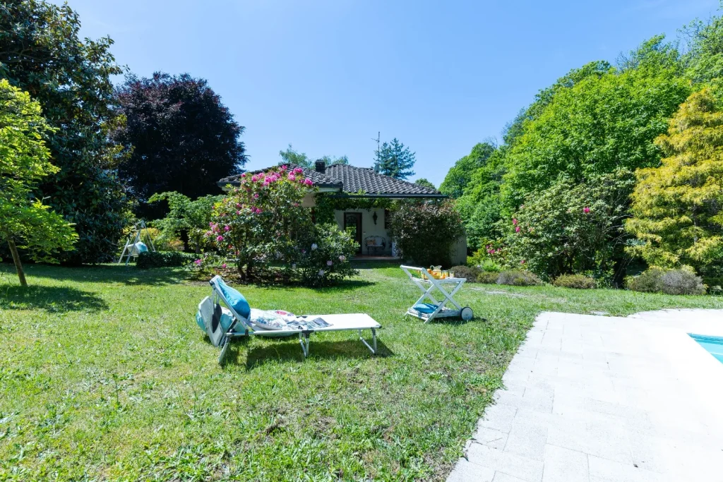Villa con Piscina e Vista: Emozione Quotidiana — foto 25