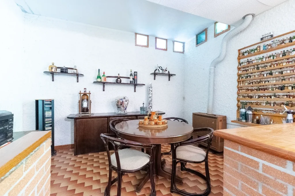 Villa con Piscina e Vista: Emozione Quotidiana — foto 34