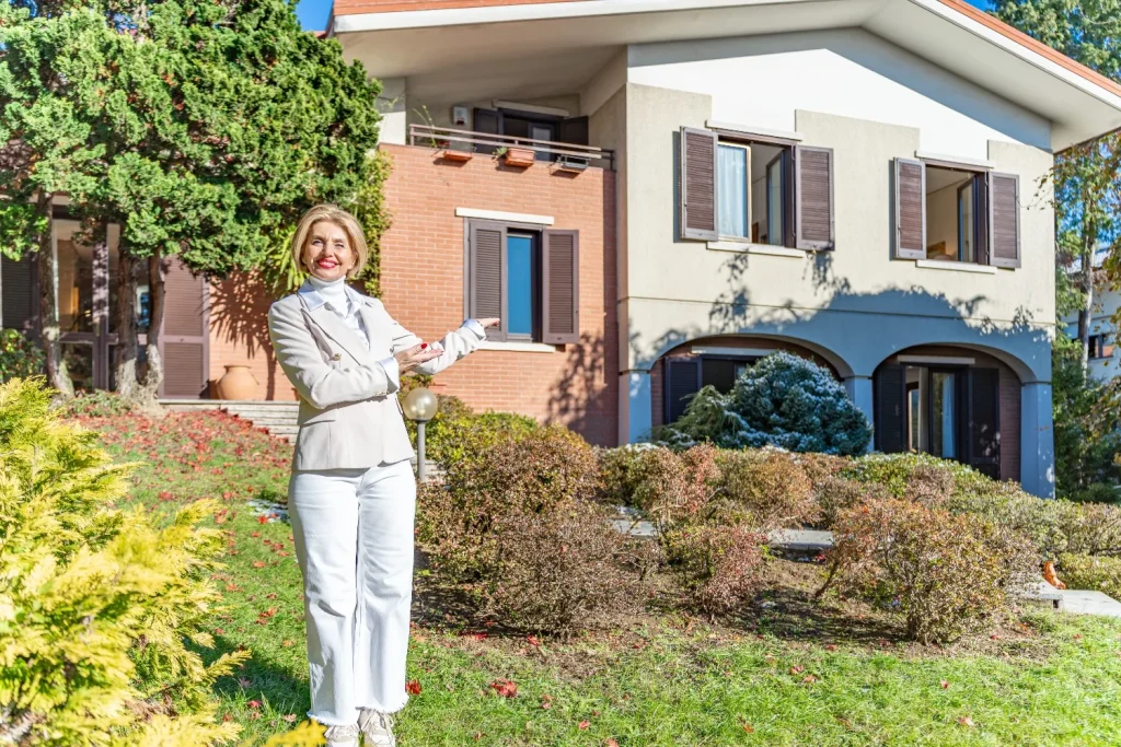 Elegante villa con due appartamenti in centro — foto 2
