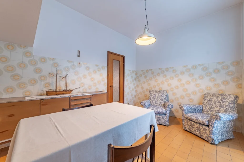 Elegante villa con due appartamenti in centro — foto 36