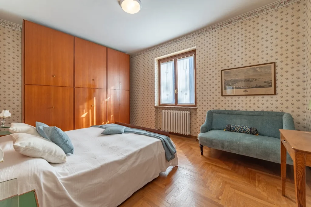 Elegante villa con due appartamenti in centro — foto 39