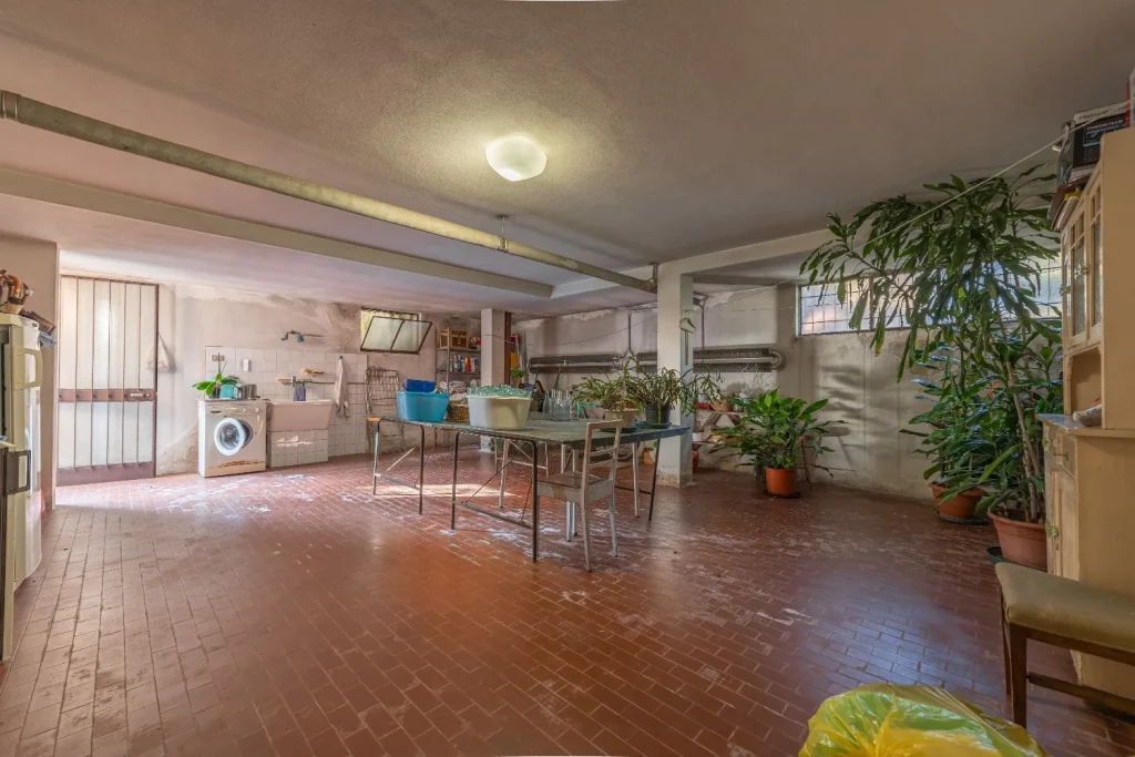Elegante villa con due appartamenti in centro — foto 42