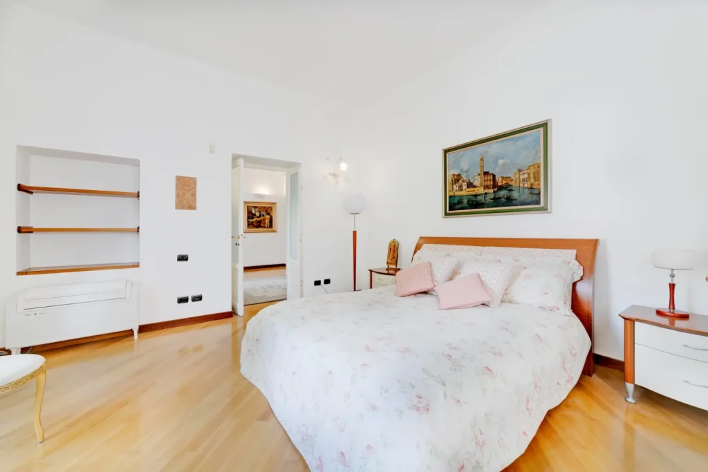 Prestigio senza tempo nel cuore di Tradate — foto 31