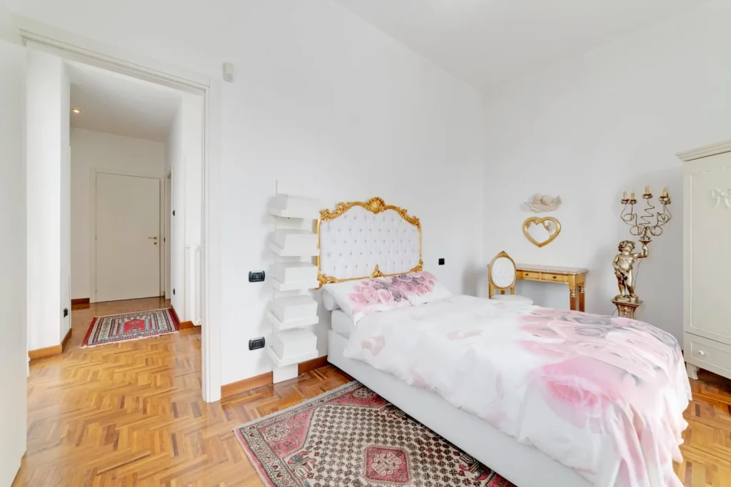 Prestigio senza tempo nel cuore di Tradate — foto 34