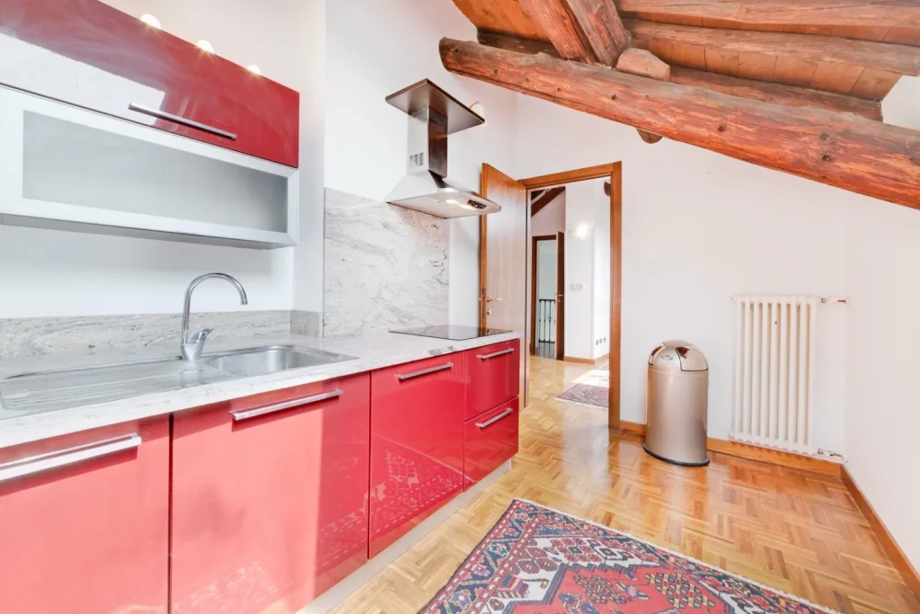 Prestigio senza tempo nel cuore di Tradate — foto 49