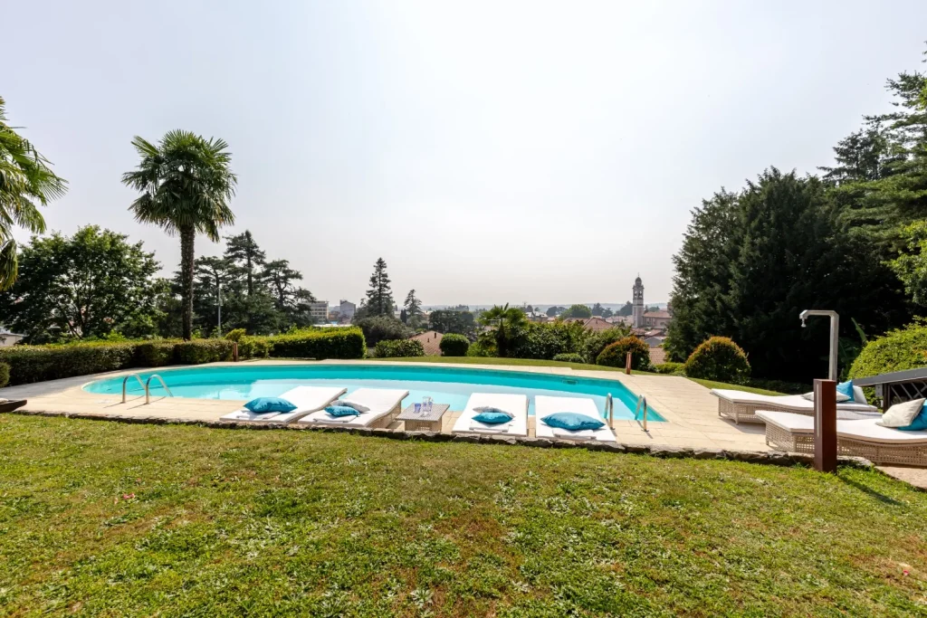 Villa esclusiva a Tradate, Categoria A/7 con piscina — foto 52
