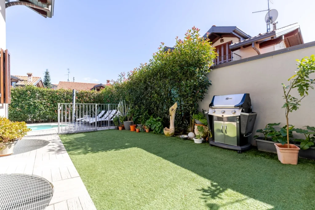 Villetta moderna con serra bioclimatica e piscina — foto 24