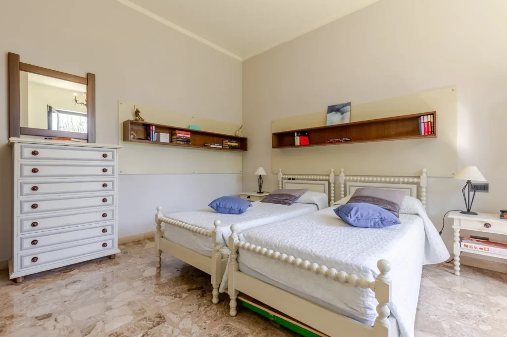 Villa Mozart: tre livelli di eleganza e ampi terrazzi — foto 34
