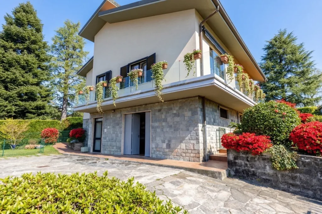 Villa Mozart: tre livelli di eleganza e ampi terrazzi — foto 5