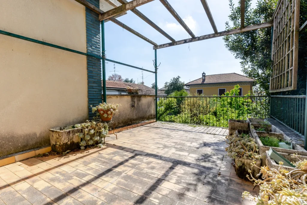 Villa da personalizzare 303 mq,  terrazzo e giardino — foto 41