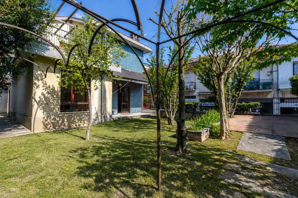 Villa da personalizzare 303 mq,  terrazzo e giardino — foto 66