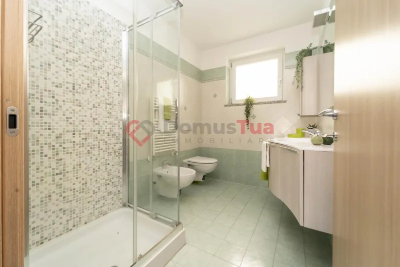 AMPIO E MODERNO 3L CON DOPPIO BAGNO, VICINO ALLA STAZIONE — foto 17
