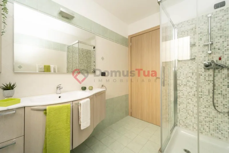 AMPIO E MODERNO 3L CON DOPPIO BAGNO, VICINO ALLA STAZIONE — foto 19