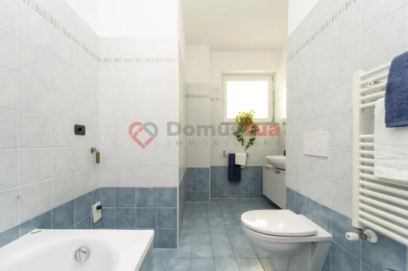 AMPIO E MODERNO 3L CON DOPPIO BAGNO, VICINO ALLA STAZIONE — foto 21