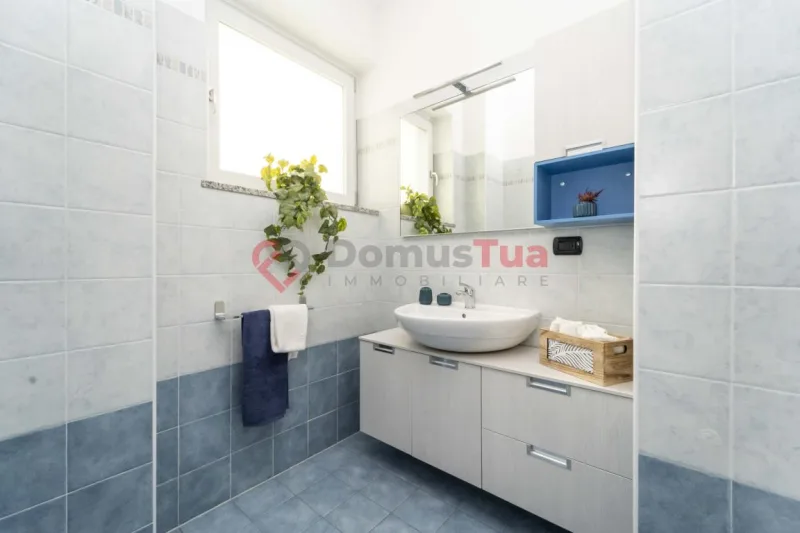 AMPIO E MODERNO 3L CON DOPPIO BAGNO, VICINO ALLA STAZIONE — foto 22