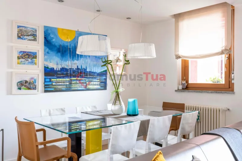 MODERNO, CENTRALE, RAFFINATO QUADRILOCALE CON DOPPI SERVIZI SUPER ACCESSORIATO — foto 12