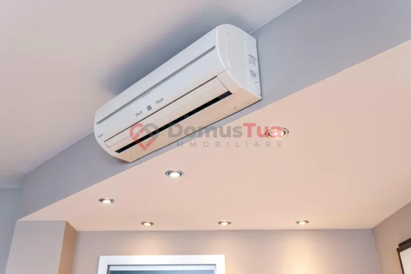 MODERNO, CENTRALE, RAFFINATO QUADRILOCALE CON DOPPI SERVIZI SUPER ACCESSORIATO — foto 13