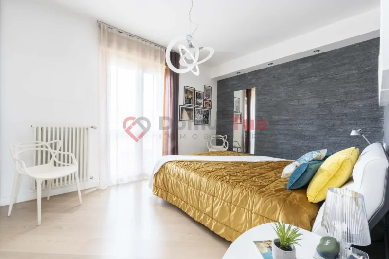 MODERNO, CENTRALE, RAFFINATO QUADRILOCALE CON DOPPI SERVIZI SUPER ACCESSORIATO — foto 23