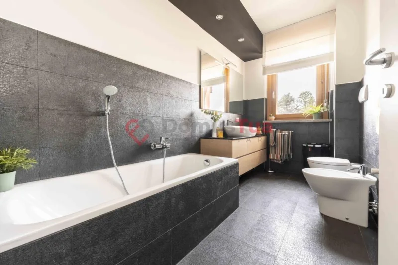 MODERNO, CENTRALE, RAFFINATO QUADRILOCALE CON DOPPI SERVIZI SUPER ACCESSORIATO — foto 26