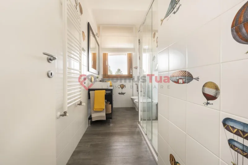 MODERNO, CENTRALE, RAFFINATO QUADRILOCALE CON DOPPI SERVIZI SUPER ACCESSORIATO — foto 28