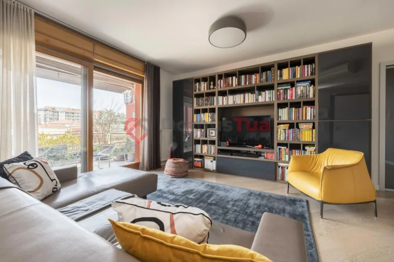 MODERNO, CENTRALE, RAFFINATO QUADRILOCALE CON DOPPI SERVIZI SUPER ACCESSORIATO — foto 9