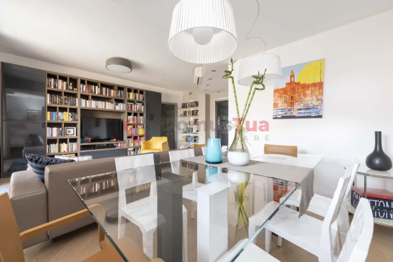 MODERNO, CENTRALE, RAFFINATO QUADRILOCALE CON DOPPI SERVIZI SUPER ACCESSORIATO — foto 10