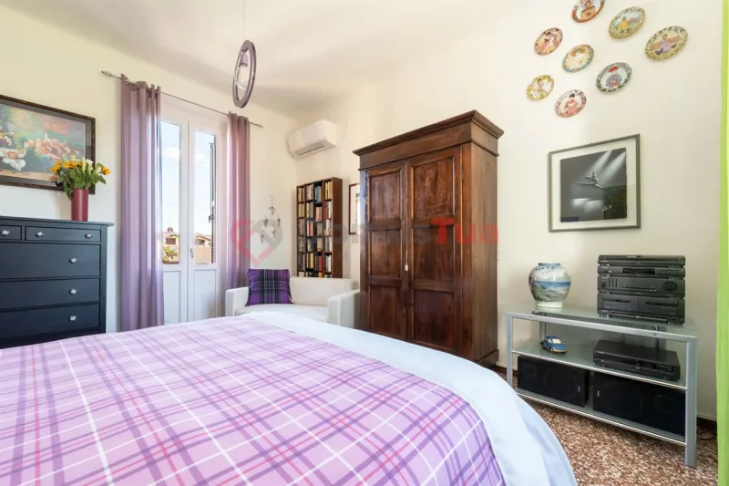 CASA SEMINDIPENDENTE SU DUE LIVELLI CON GIARDINO DI PROPRIETÀ — foto 19