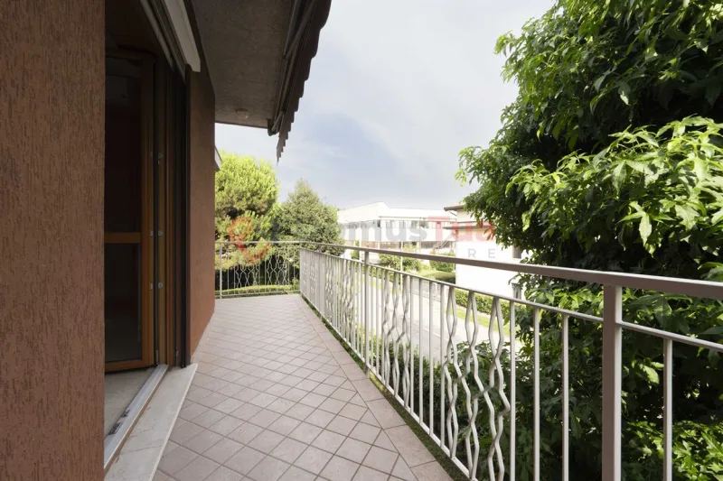 TRILOCALE TRASFORMABILE IN QUADRILOCALE CON AMPISSIMO BOX DI 42 m² — foto 12