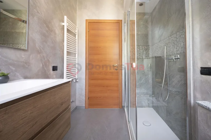 TRILOCALE TRASFORMABILE IN QUADRILOCALE CON AMPISSIMO BOX DI 42 m² — foto 14