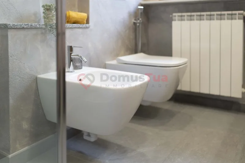TRILOCALE TRASFORMABILE IN QUADRILOCALE CON AMPISSIMO BOX DI 42 m² — foto 24