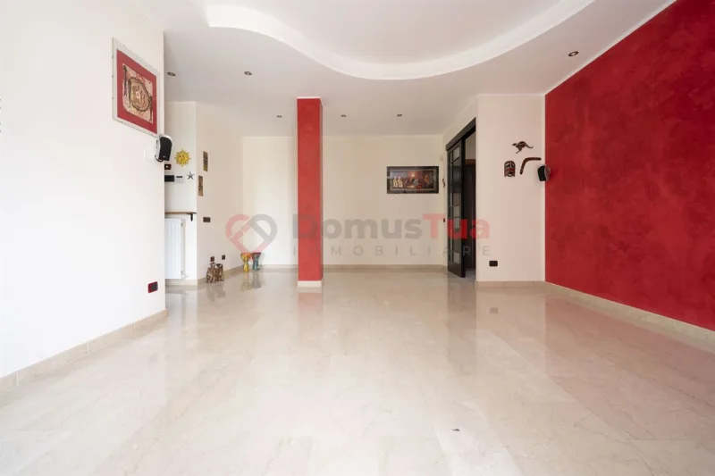 TRILOCALE TRASFORMABILE IN QUADRILOCALE CON AMPISSIMO BOX DI 42 m² — foto 7