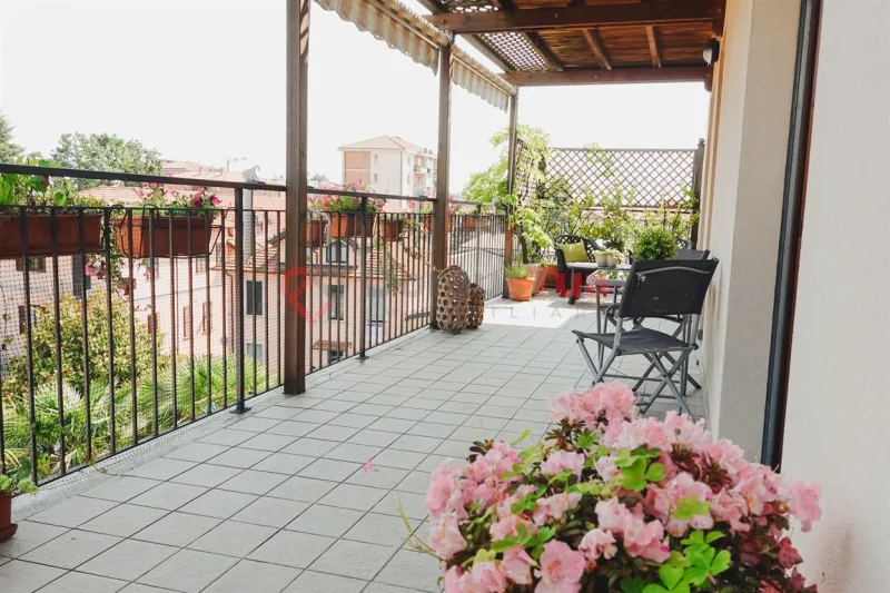 ATTICO A DUE PASSI DAL CENTRO CON 58 MQ DI TERRAZZI — foto 12