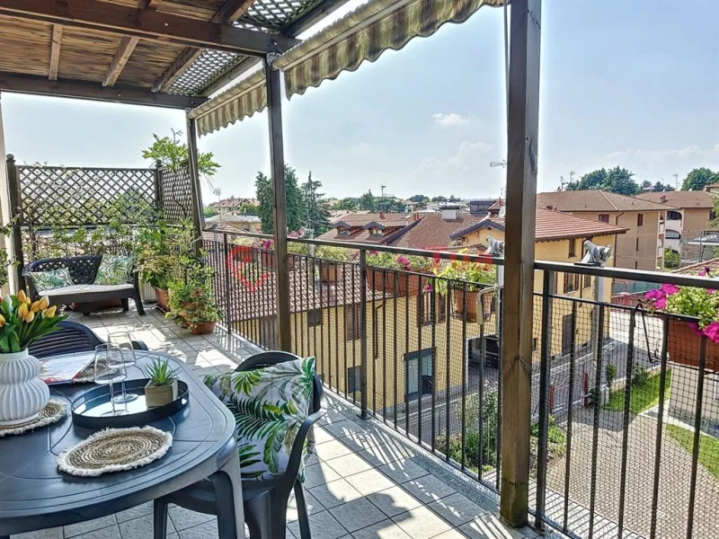 ATTICO A DUE PASSI DAL CENTRO CON 58 MQ DI TERRAZZI — foto 25