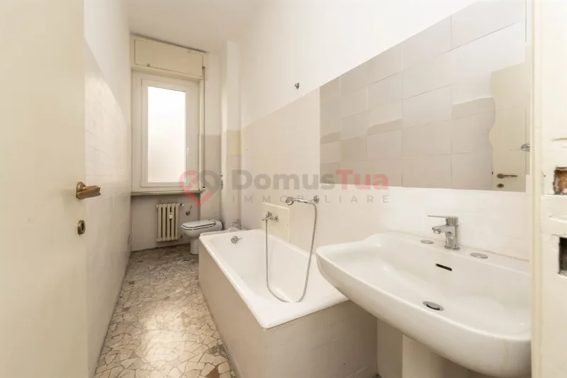 MERAVIGLIOSO APPARTAMENTO DI 127 MQ CON BALCONI - ZONA MAGENTA — foto 31
