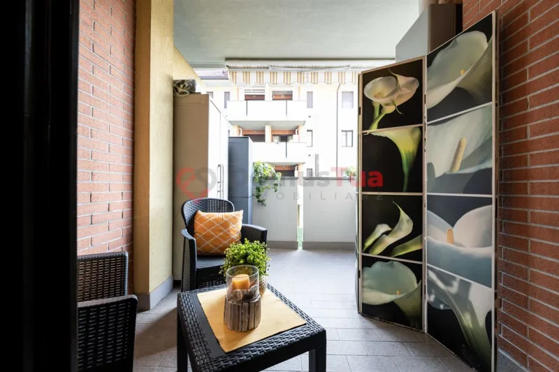 LUMINOSO TRILOCALE CON TERRAZZINO, COMODO PER IL CENTRO DI TRADATE — foto 12