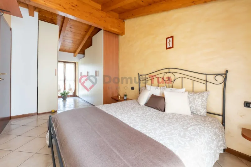 TRILOCALE SEMINDIPENDENTE CON AREA ESTERNA DI PROPRIETÀ! — foto 19