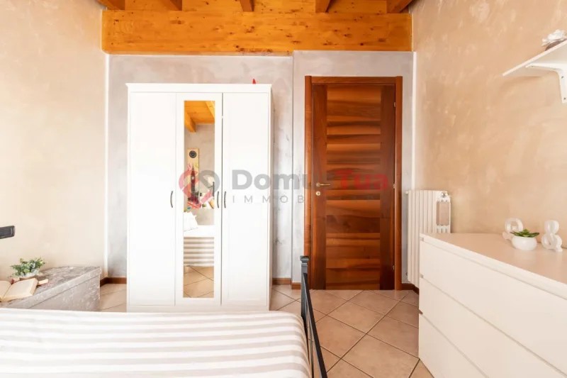 TRILOCALE SEMINDIPENDENTE CON AREA ESTERNA DI PROPRIETÀ! — foto 26