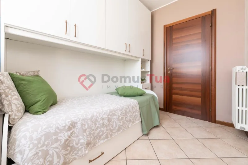 TRILOCALE SEMINDIPENDENTE CON AREA ESTERNA DI PROPRIETÀ! — foto 29