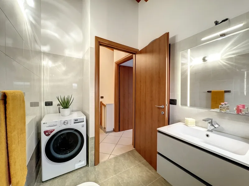 3L DUPLEX CON DOPPIO BAGNO E DOPPIO BALCONE — foto 27