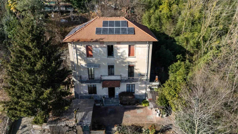 Villa plurifamiliare con ampio giardino — foto 22
