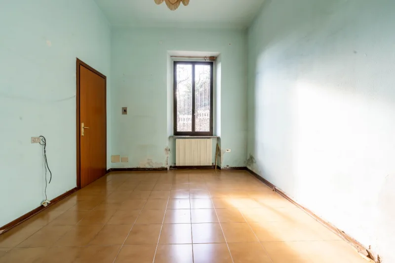 Villa plurifamiliare con ampio giardino — foto 5