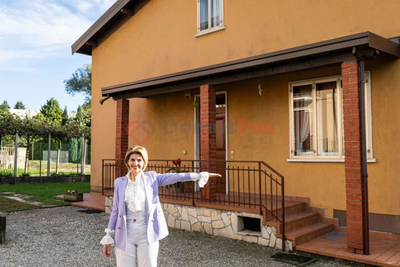 CASA INDIPENDENTE DA PERSONALIZZARE, CON AMPIO GIARDINO — foto 2