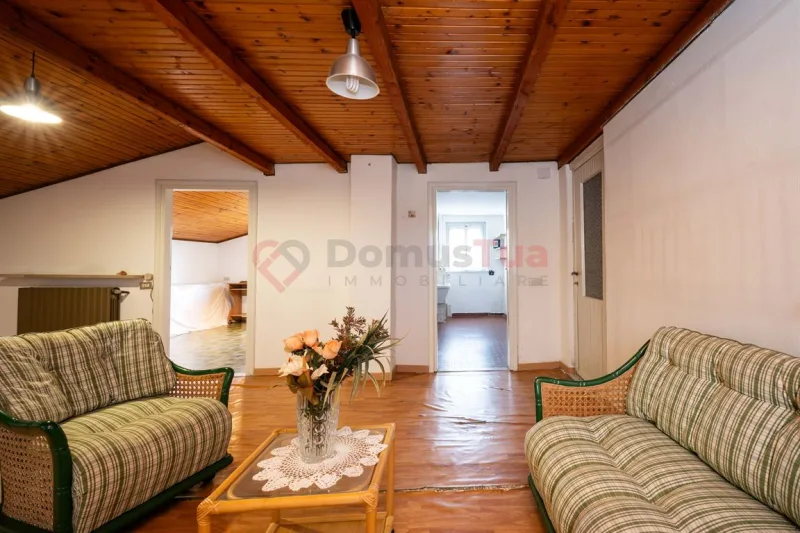 CASA INDIPENDENTE DA PERSONALIZZARE, CON AMPIO GIARDINO — foto 21