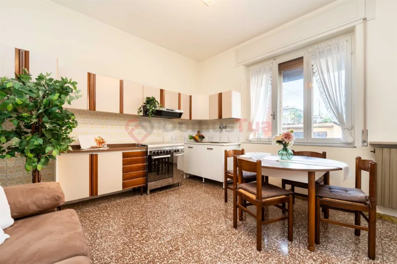 CASA INDIPENDENTE DA PERSONALIZZARE, CON AMPIO GIARDINO — foto 7