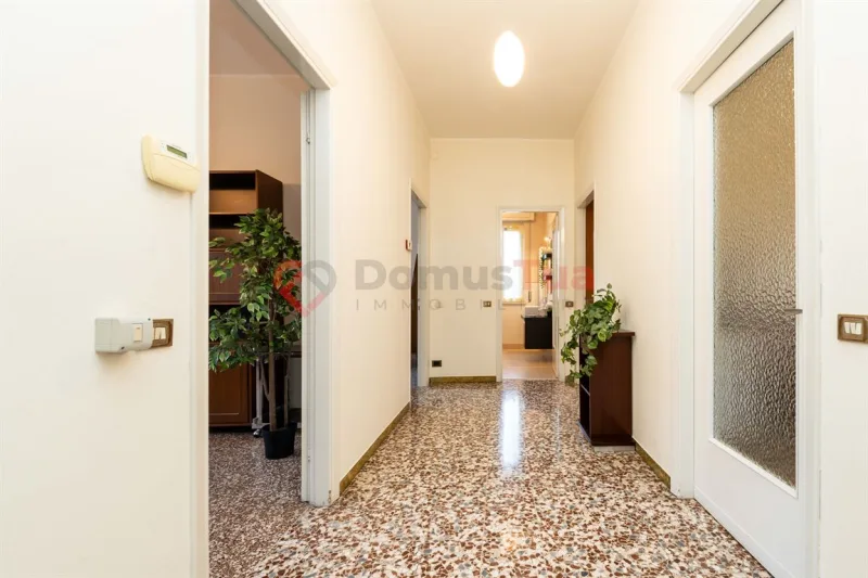 CASA INDIPENDENTE DA PERSONALIZZARE, CON AMPIO GIARDINO — foto 8