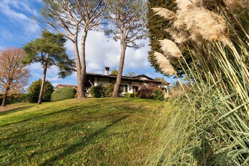 Villa con Vista Panoramica con 2700 mq di giardino — foto 13