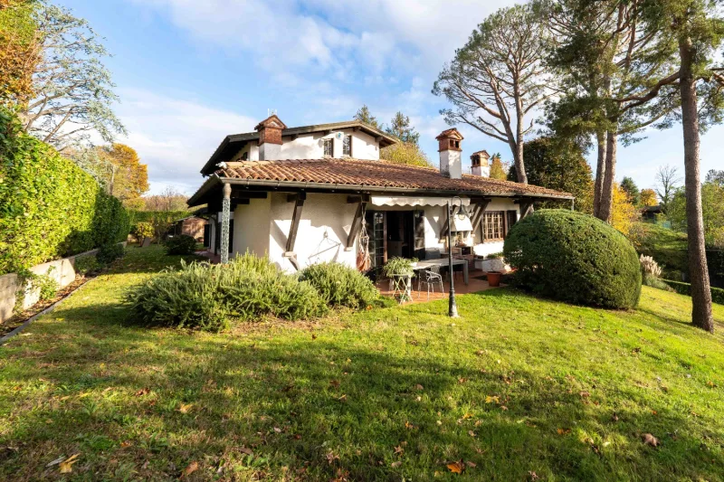 Villa con Vista Panoramica con 2700 mq di giardino — foto 5