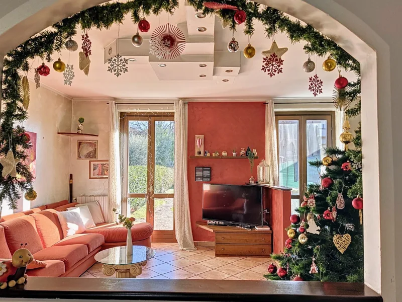VILLETTA A SCHIERA CON 3 CAMERE - GIARDINO DI 140 MQ — foto 6