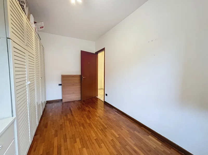 TRILOCALE ARREDATO CON DOPPIO BALCONE — foto 19